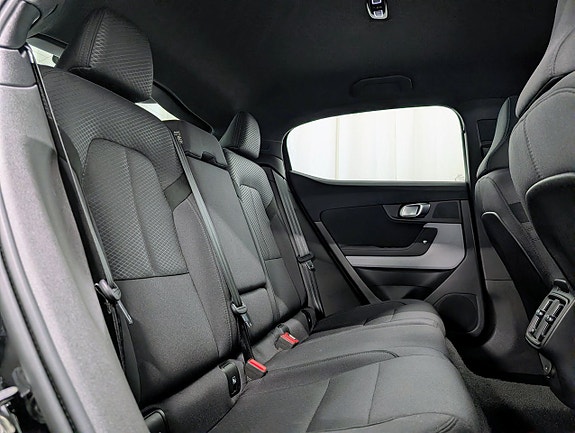 Polestar 2 15 of 17