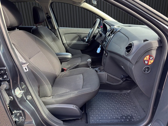 Dacia Logan 12 of 19