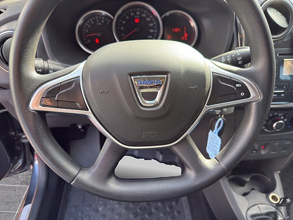 Dacia Logan 15 of 19