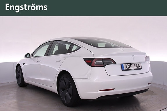 Tesla Model 3 5 of 25