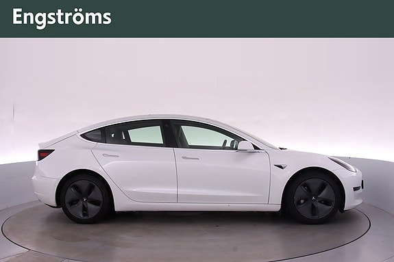 Tesla Model 3 3 of 25