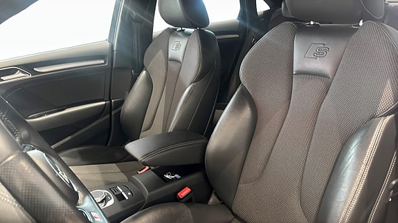 Audi A3 9 of 13