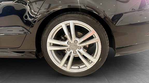 Audi A3 8 of 13