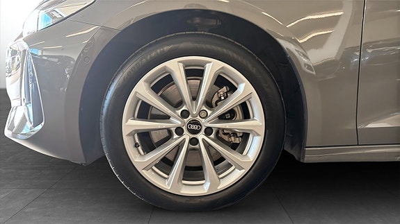 Audi A5 6 of 19