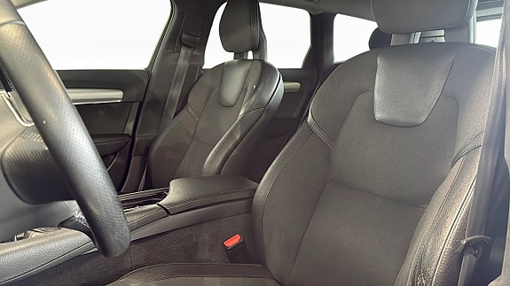Volvo V90 8 of 21