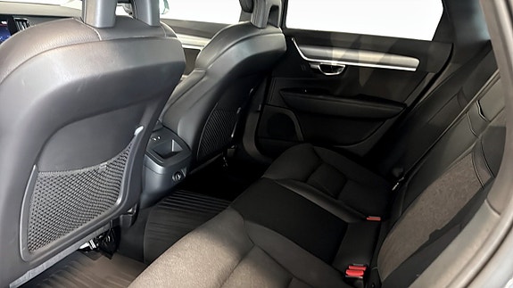 Volvo V90 12 of 21