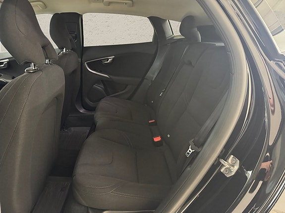 Volvo V40 Cross Country 6 of 7