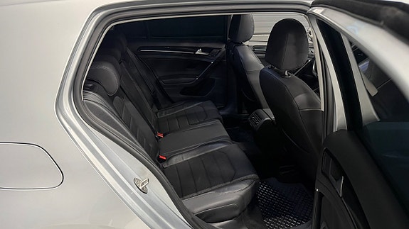 Volkswagen Golf I 16 of 27