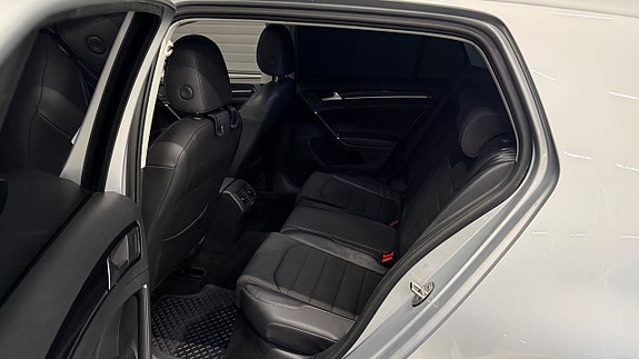 Volkswagen Golf I 15 of 27