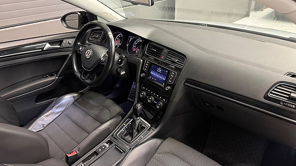 Volkswagen Golf I 18 of 27