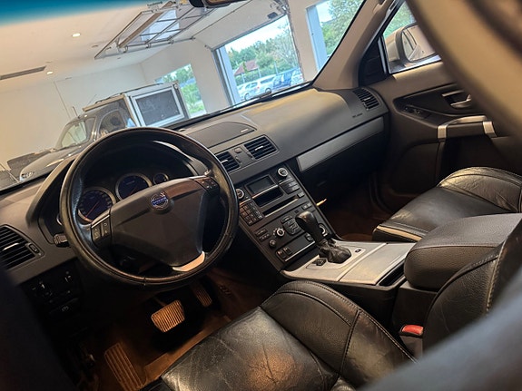 Volvo XC90 8 of 8