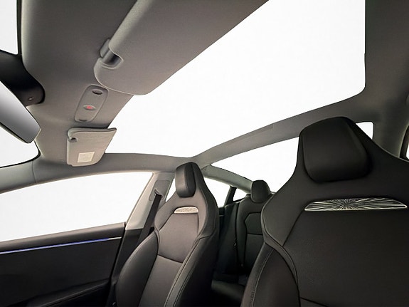 Tesla Model 3 16 of 30