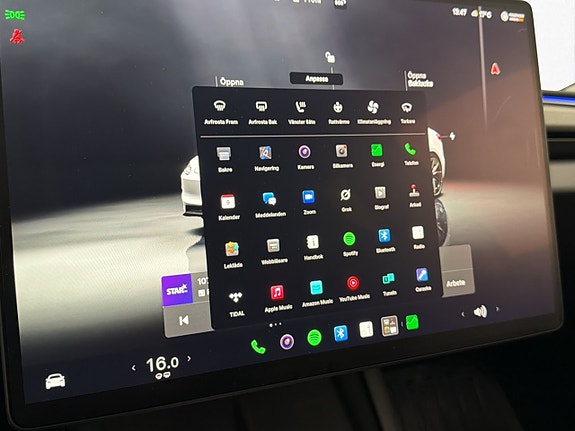 Tesla Model 3 19 of 30