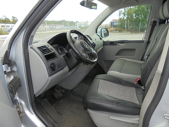 Volkswagen Transporter 6 of 13