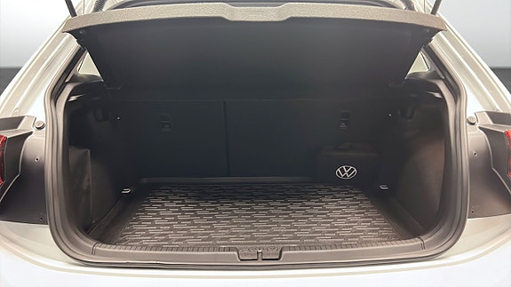 Volkswagen Polo 12 of 13