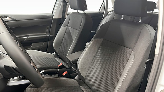 Volkswagen Polo 8 of 13