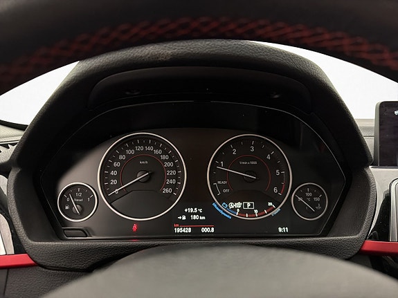 BMW 320 17 of 30