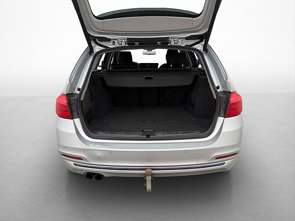 BMW 320 10 of 30