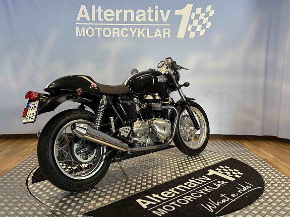 Triumph THRUXTON 900 2 of 16