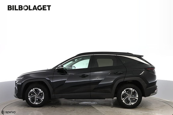 Hyundai Tucson 2 of 16