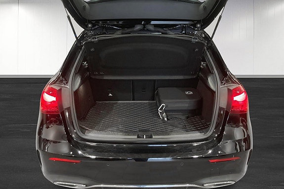 Mercedes-Benz A250 16 of 16