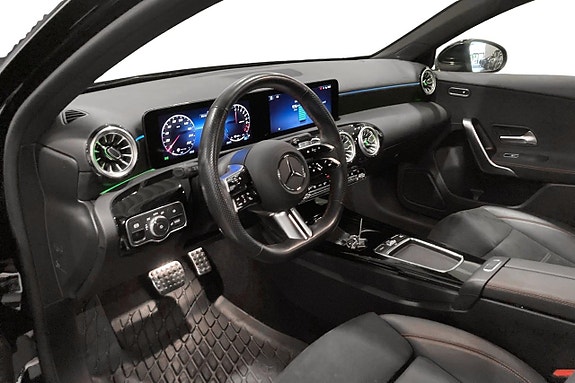 Mercedes-Benz A250 7 of 16