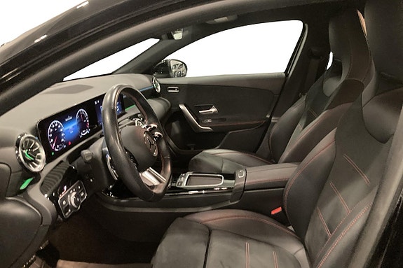 Mercedes-Benz A250 11 of 16
