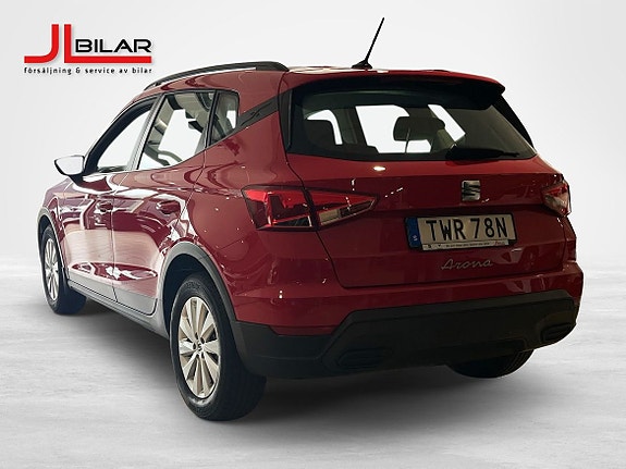 Seat Arona 3 of 8