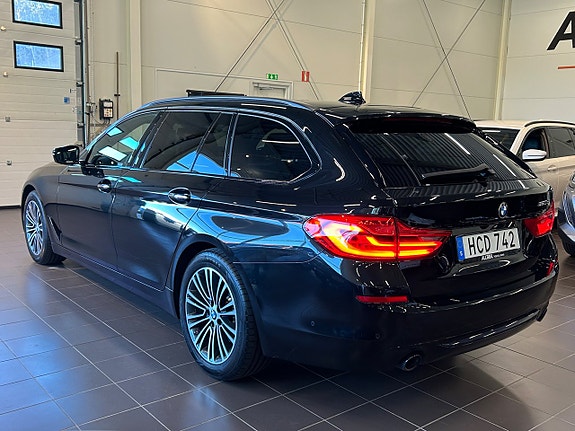 BMW 520d 5 of 30