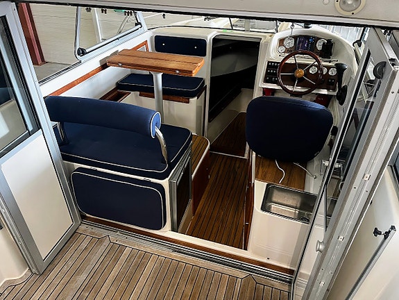 Uttern C68 med Mercruiser 2,8 DTi 200hk 6 of 12