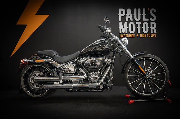 Harley-Davidson Breakout (FXBR) 117cui "Vance Hines" 2 of 17
