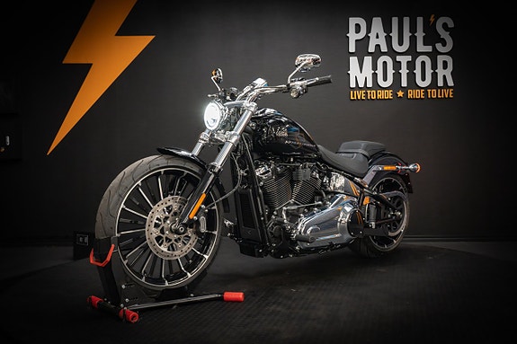 Harley-Davidson Breakout (FXBR) 117cui "Vance Hines" 7 of 17