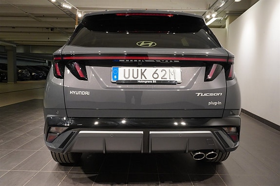Hyundai Tucson 6 of 12
