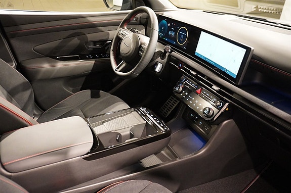 Hyundai Tucson 12 of 12