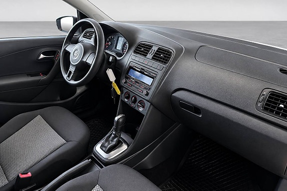 Volkswagen Polo 13 of 14