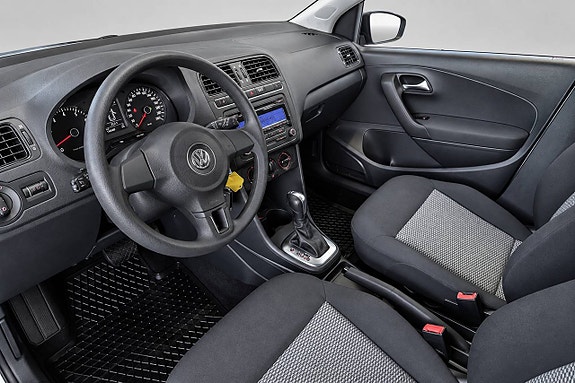 Volkswagen Polo 10 of 14