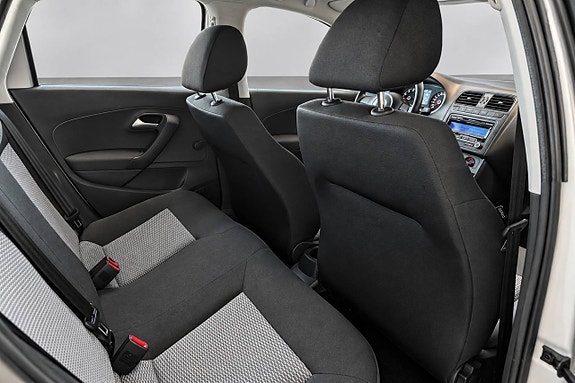 Volkswagen Polo 12 of 14