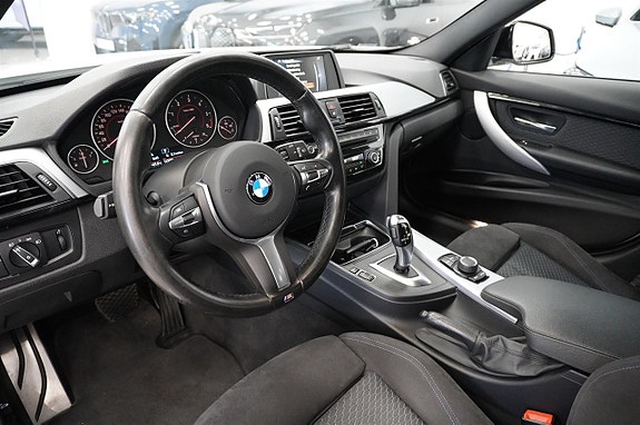 BMW 320d 4 of 19