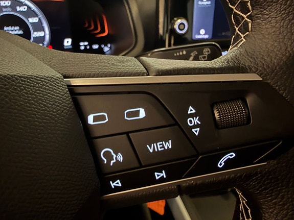 Seat Arona 11 of 18