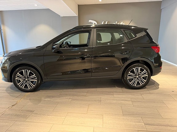 Seat Arona 6 of 18