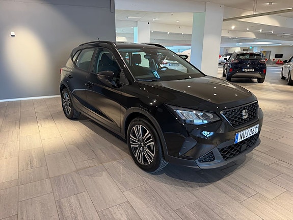 Seat Arona 4 of 18