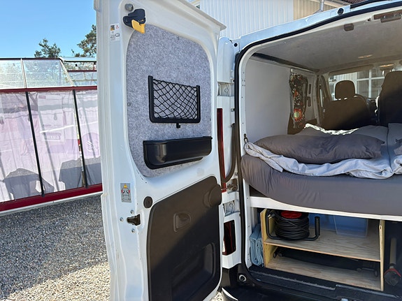 Renault Trafic 6 of 6