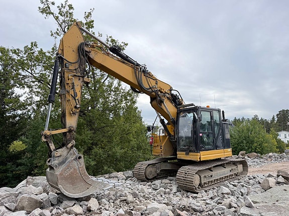 Caterpillar 325F LCR - LEICA 3D / SMC HAMMARE 3 of 12