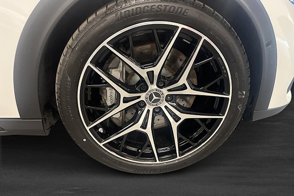 Mercedes-Benz E300 de 12 of 15