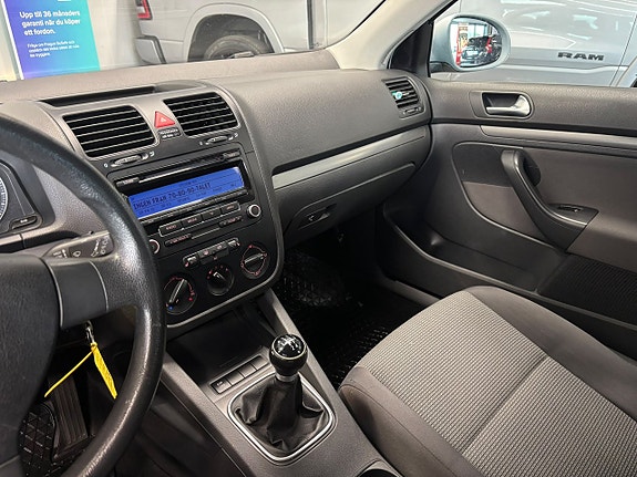 Volkswagen Golf I 19 of 25