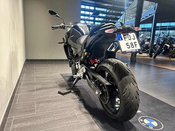 BMW F900R /Service Inclusive/Dynamic/Motorspoiler/149 mil 3 of 17