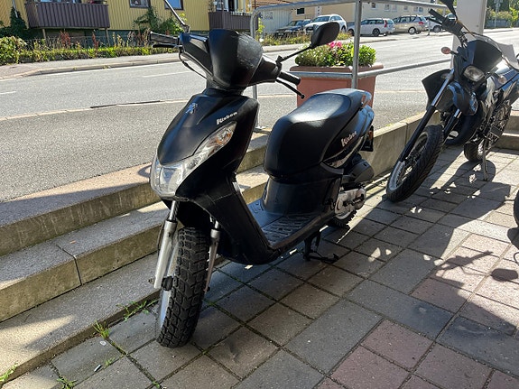 Peugeot Kisbee 3 of 5