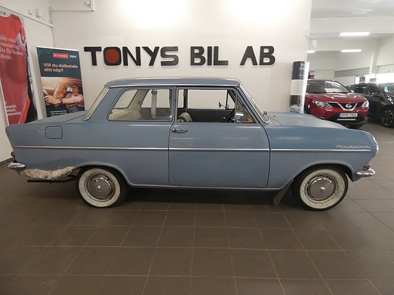 Opel Kadett 6 of 17