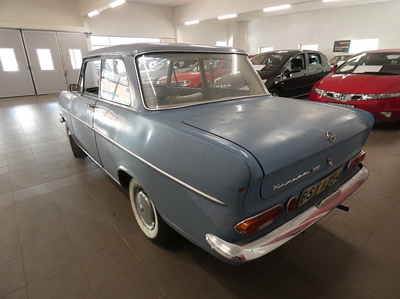 Opel Kadett 4 of 17