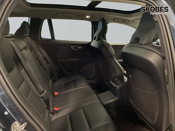 Volvo V60 11 of 20
